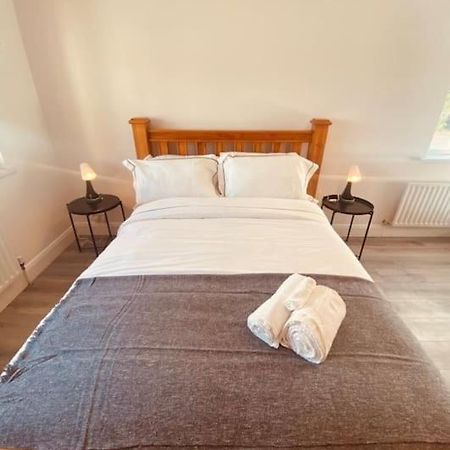 Valley Lodge 3 Bedroom Retreat In Craigantlet Hills Belfast Buitenkant foto