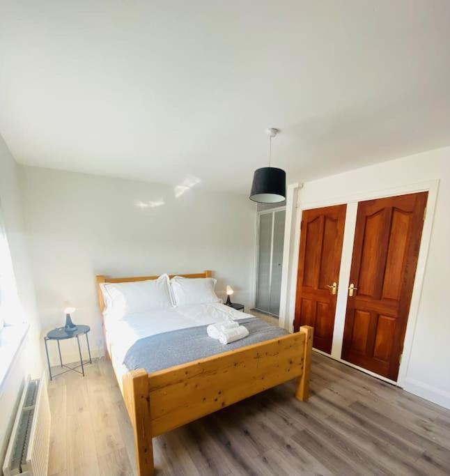 Valley Lodge 3 Bedroom Retreat In Craigantlet Hills Belfast Buitenkant foto
