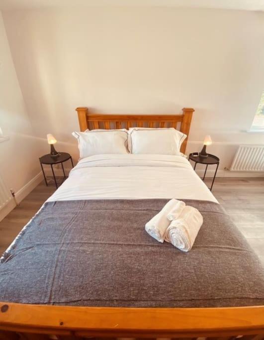 Valley Lodge 3 Bedroom Retreat In Craigantlet Hills Belfast Buitenkant foto
