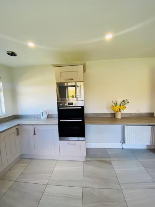 Valley Lodge 3 Bedroom Retreat In Craigantlet Hills Belfast Buitenkant foto